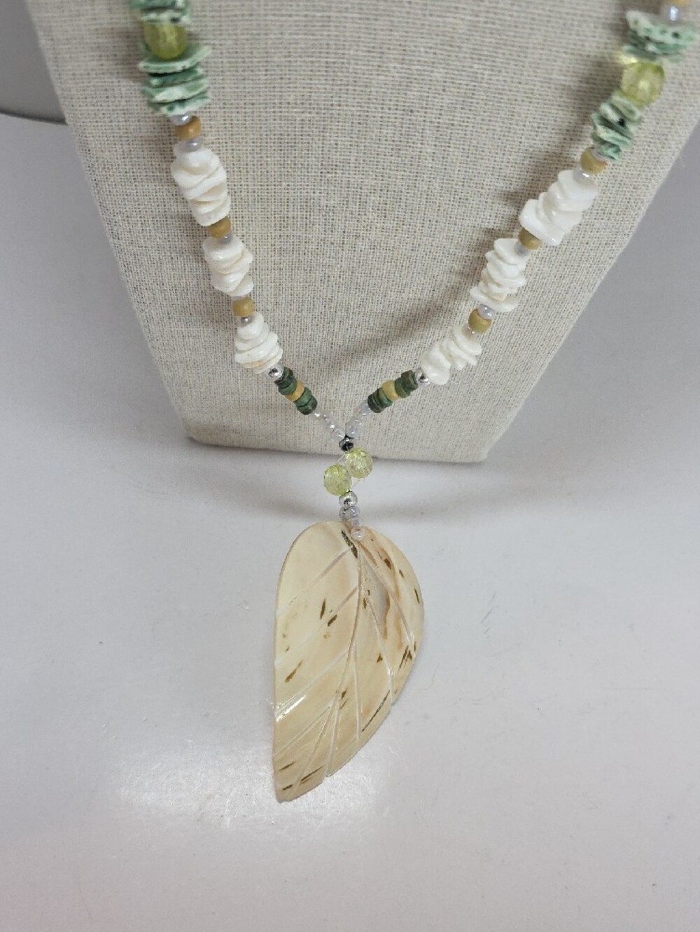 Hand Crafted Green, White and Beige Leaf Pendant Necklace - Picture 3 of 10